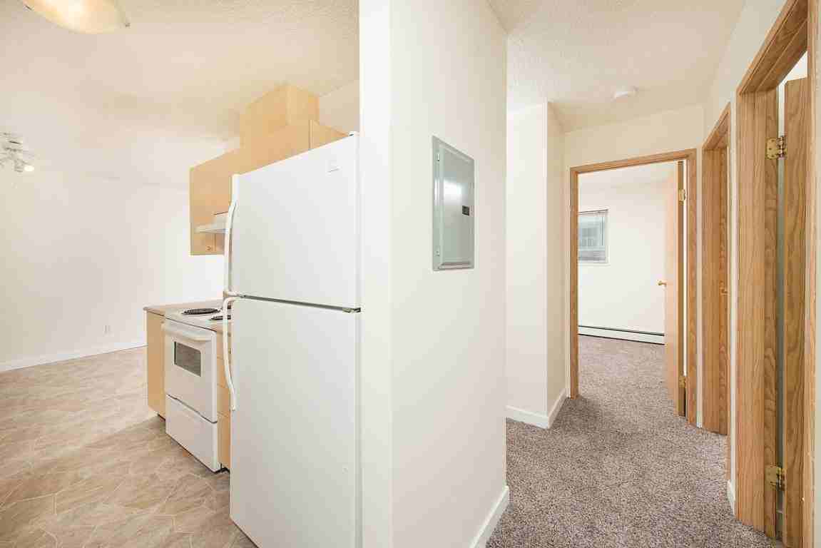 Cortez Manor - Photo 3 of 12