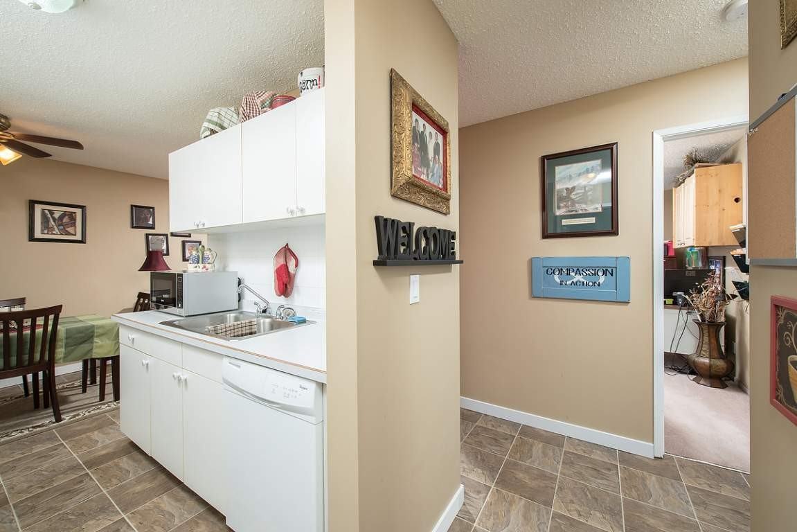 on the Park Apartments 122 Dr, Red Deer, AB T4P 2X3