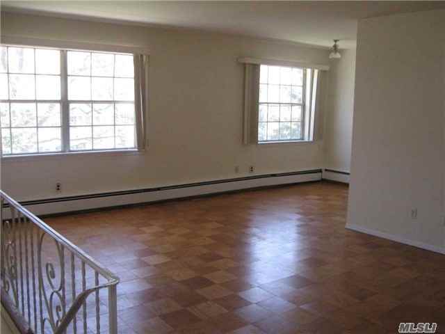 807 Town House Village - Photo 3 of 20