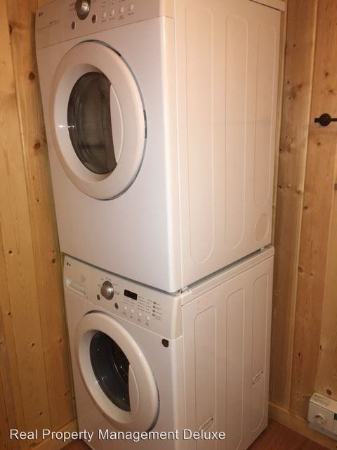 8619 Interlachen Rd - Photo 3 of 15