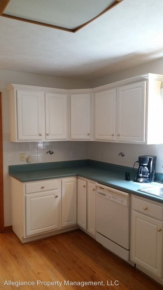 9295 Ordinary Ln - Photo 2 of 24