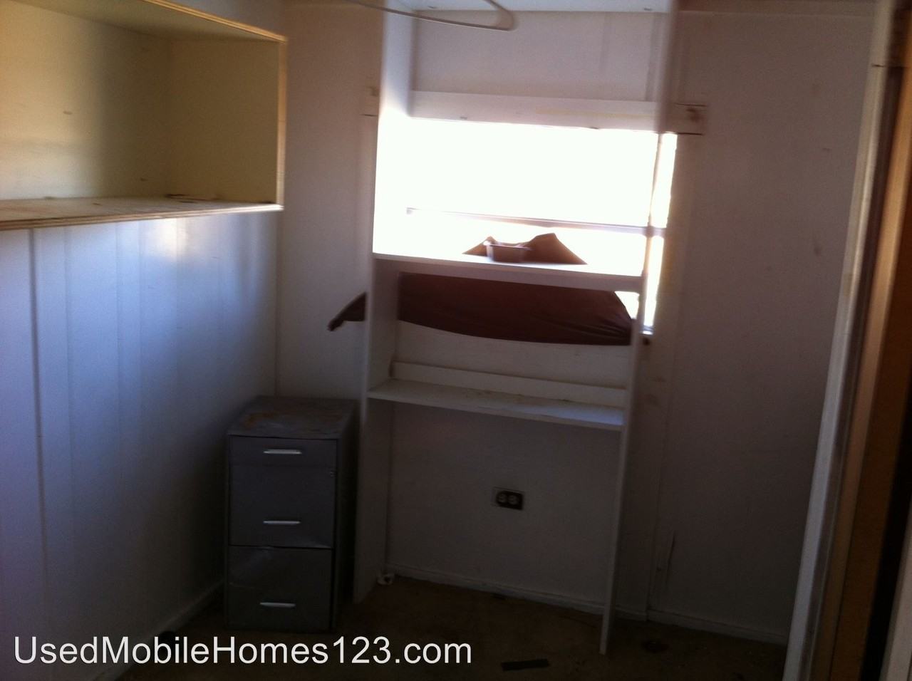 186 Riverbend Dr - Photo 3 of 18