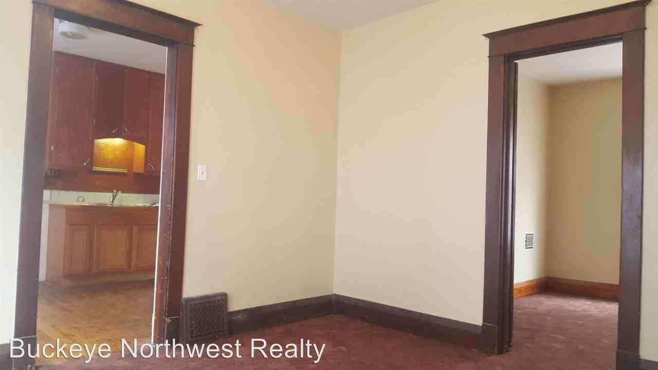 1132 South Ave - Photo 3 of 7