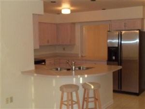 83 Cambridge Dr - Photo 3 of 5