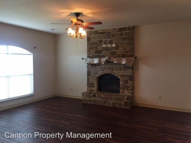 2206 Wells Fargo Ct - Photo 3 of 4