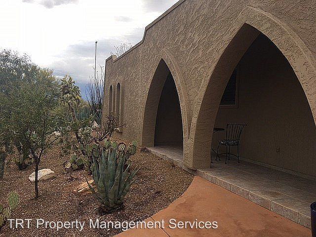 1101 E Vía Soledad - Photo 2 of 19