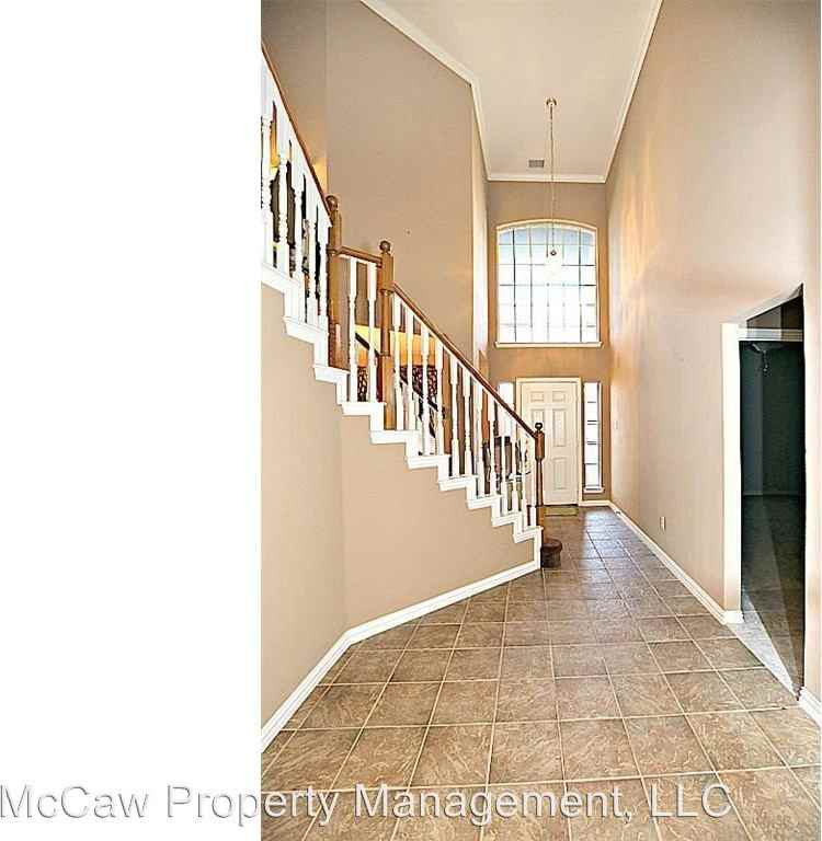 1413 Blue Quail Run - Photo 3 of 24