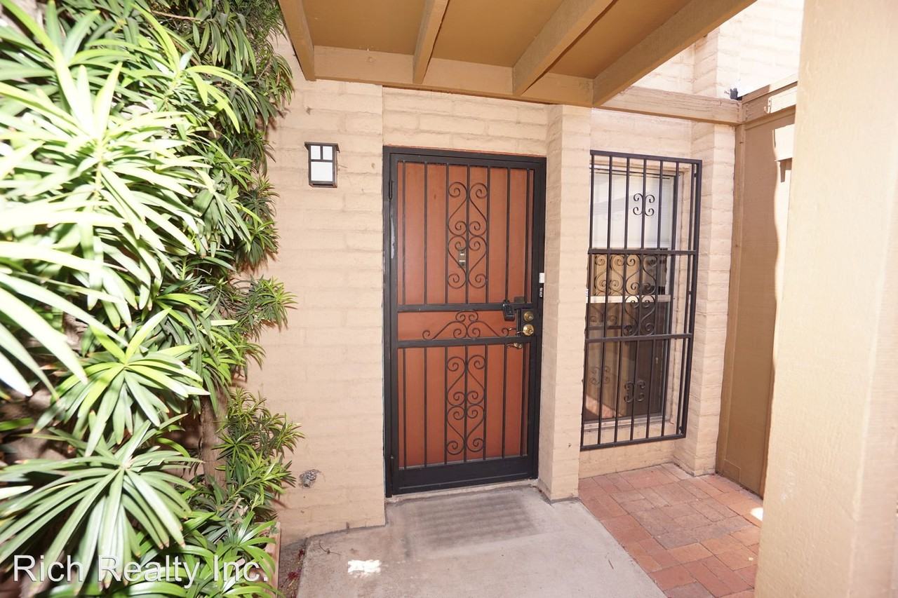 2875 N Tucson Blvd #33