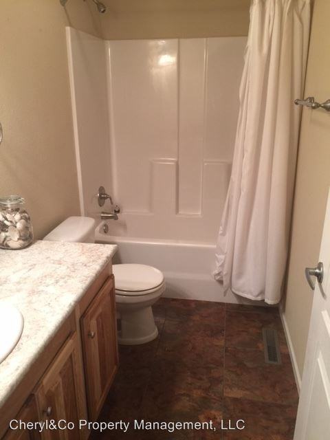 74 Rainbow Cir - Photo 3 of 7