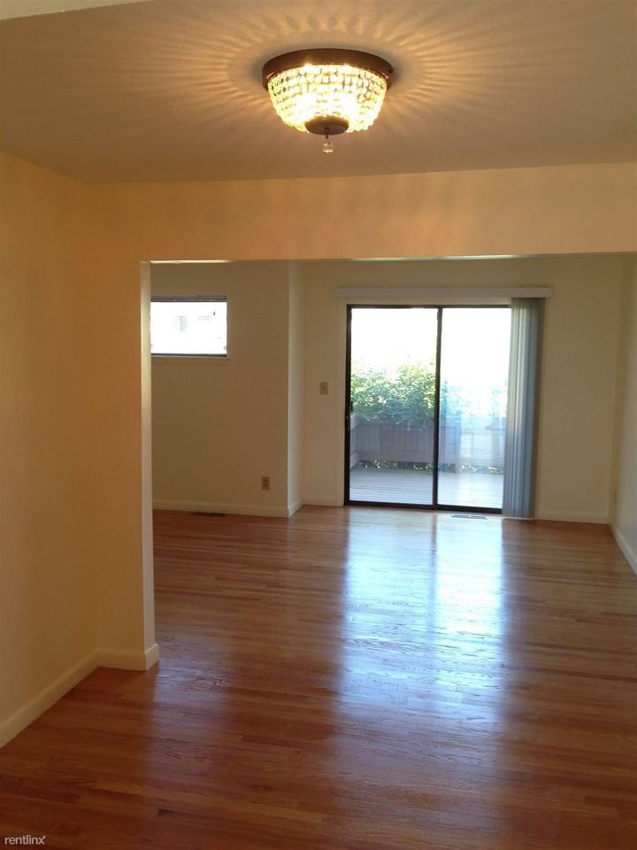 15 Woodland Ave #D - Photo 2 of 6