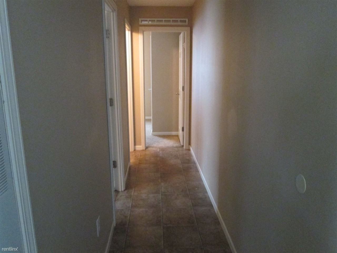 511 Tumbleweed Dr - Photo 3 of 13