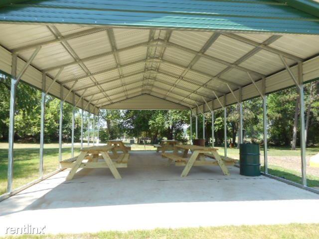 98 Pinewood Estates - Photo 2 of 2