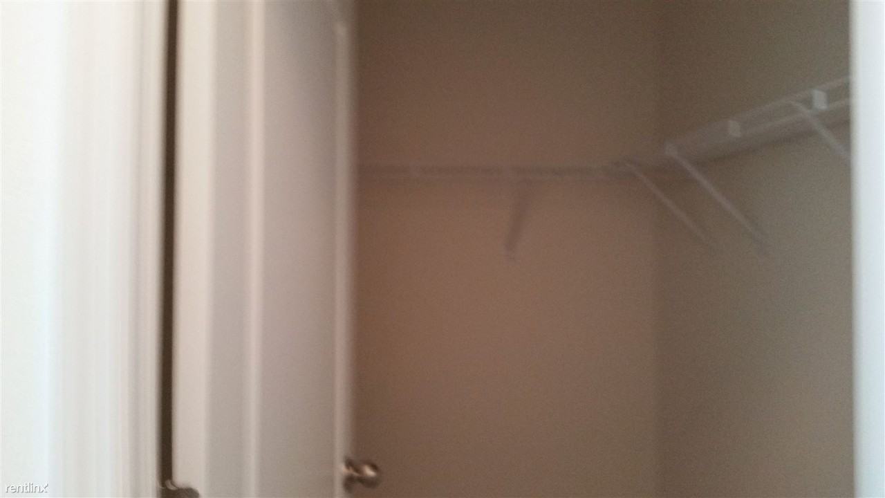 629 Merrifield Dr - Photo 2 of 2