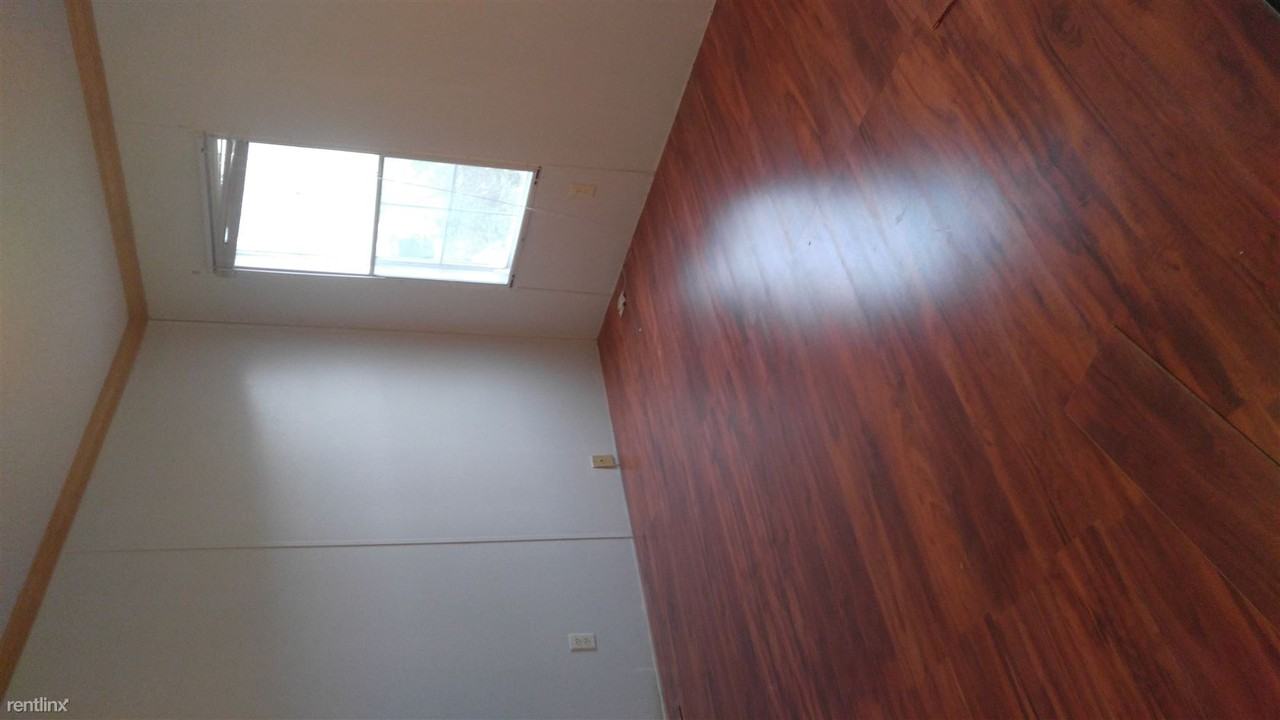 132 Oakmont Dr - Photo 2 of 8