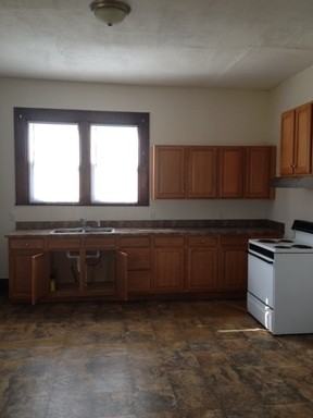 3791 W 700 N - Photo 2 of 5