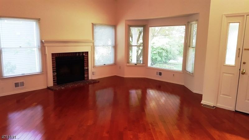 63 Autumn Ridge Rd - Photo 2 of 9