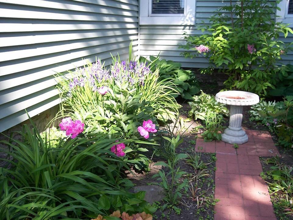 4 Gerald Ct - Photo 3 of 43