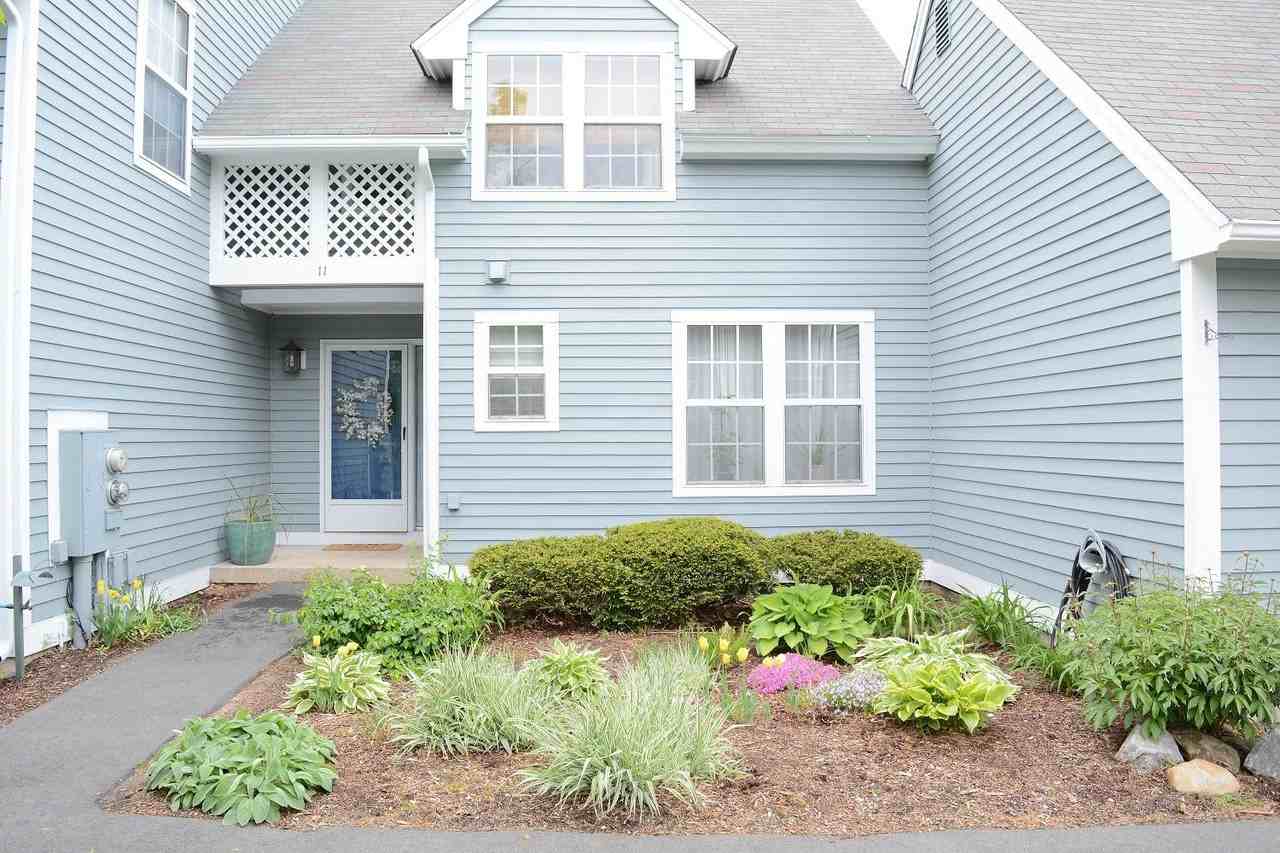 11 Windcrest Dr - Photo 2 of 25