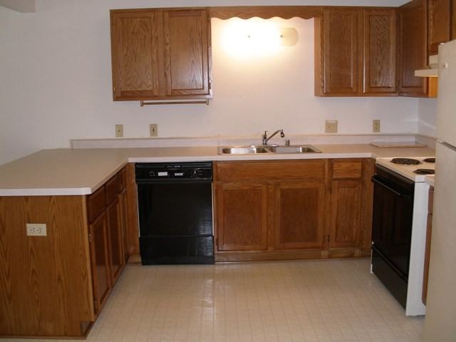 315 O'Neil St - Photo 2 of 28