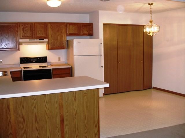 315 O'Neil St - Photo 3 of 28