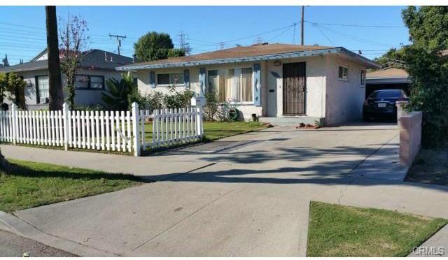 6941 Lime Ave - Photo 3 of 3