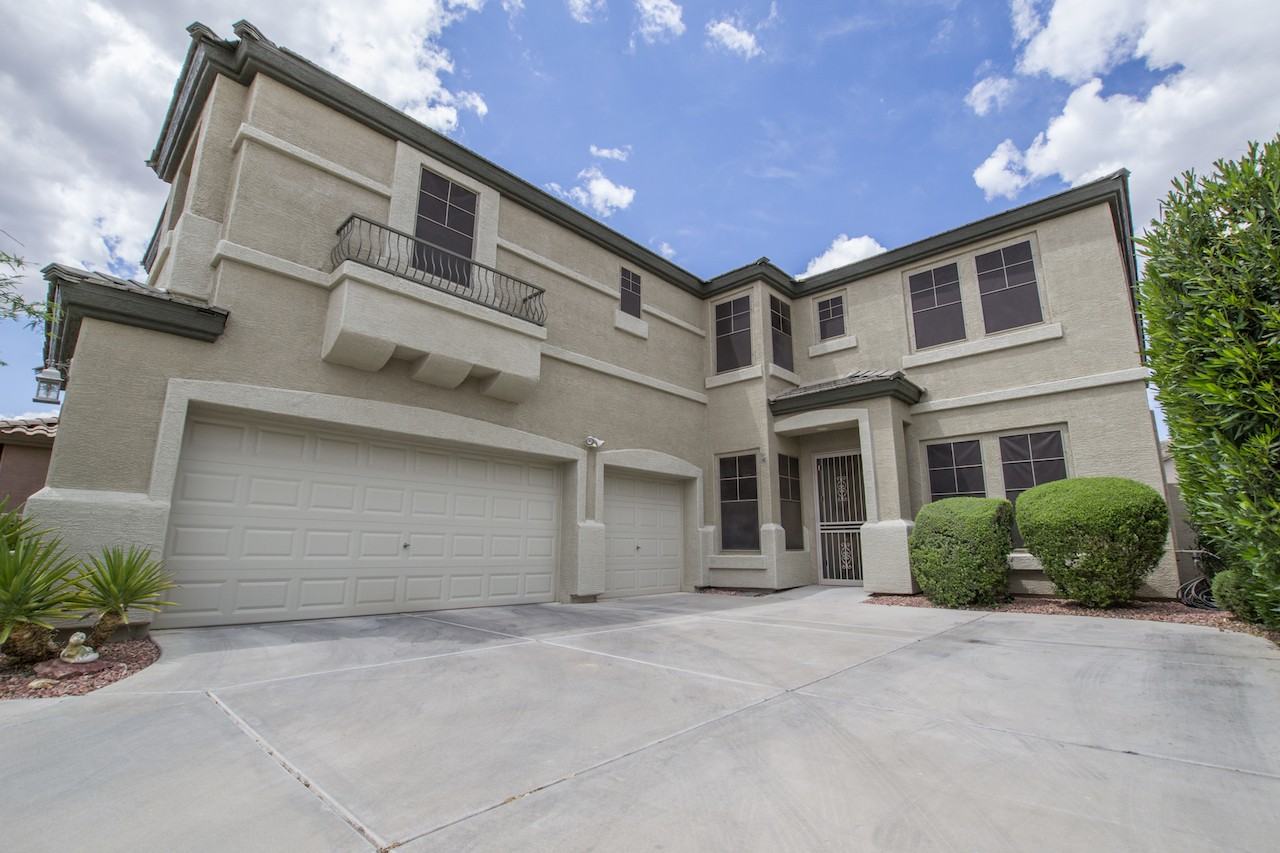 2820 W Cottonwood Ln - Photo 3 of 30