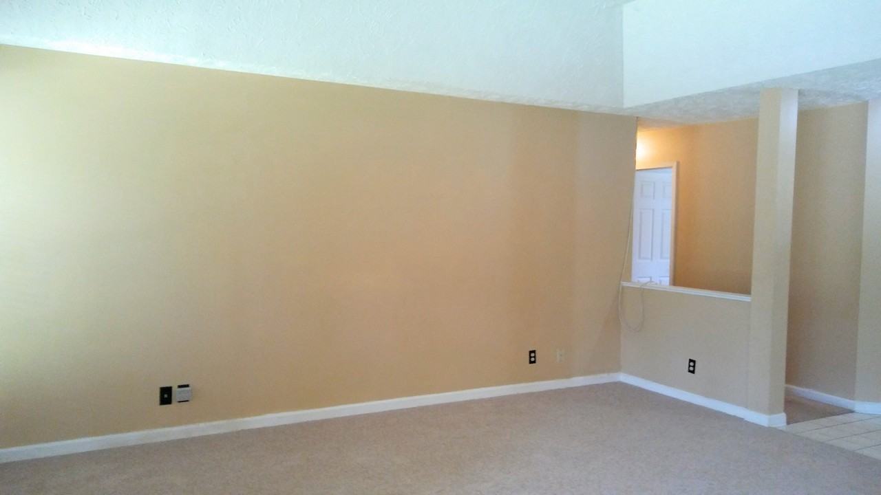 6508 Morning Glory Ct - Photo 3 of 10