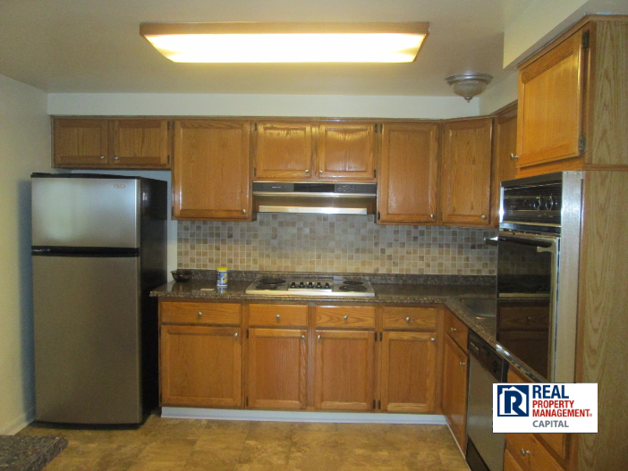 7301 Sheffield Dr - Photo 3 of 22