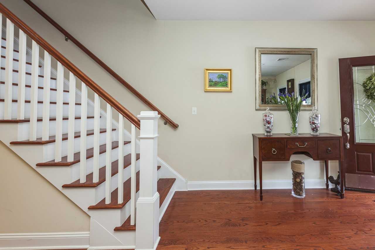 314 N Union St - Photo 2 of 21