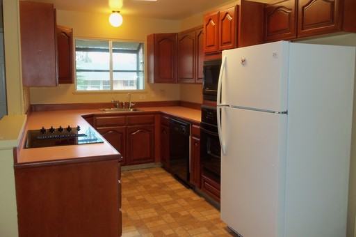 2688 Mark Ln - Photo 2 of 17