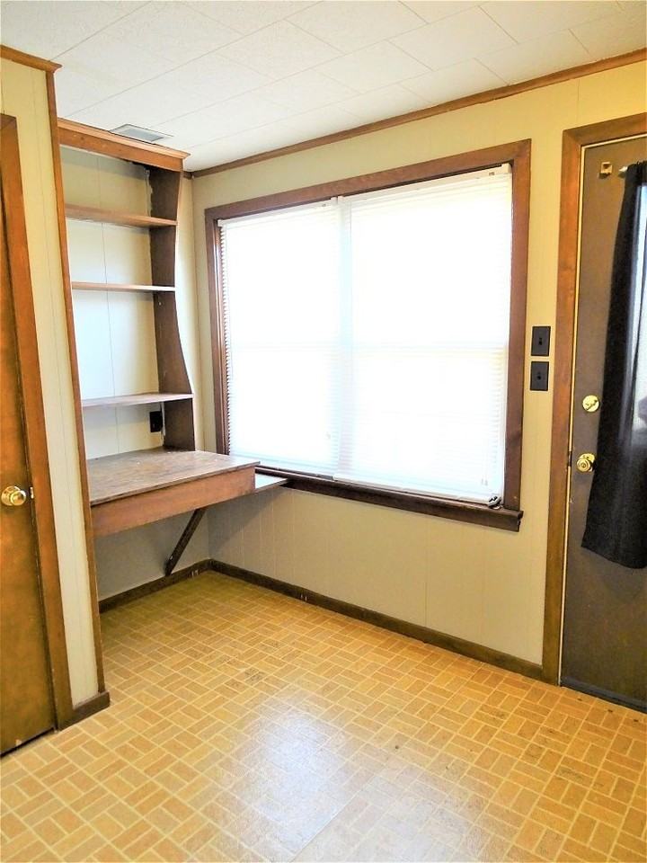 2696 N Reading Rd #3 - Photo 2 of 12