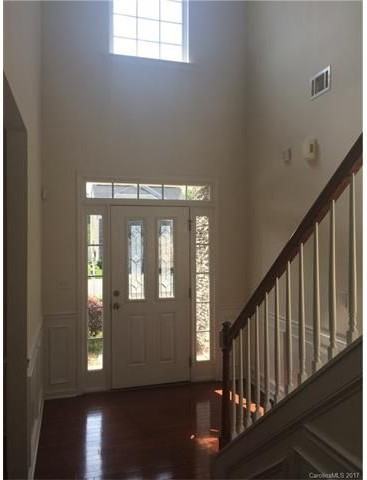 3351 Streamside Dr - Photo 2 of 11