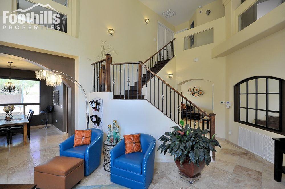 11891 N Cantata Dr - Photo 3 of 30