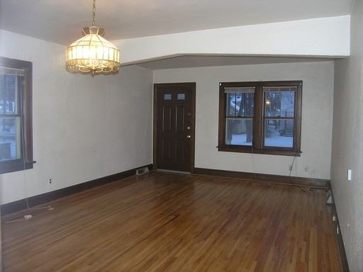 4001 Bryant Ave N - Photo 2 of 8