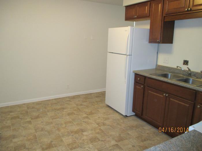 Rob Road Duplex - Photo 3 of 8