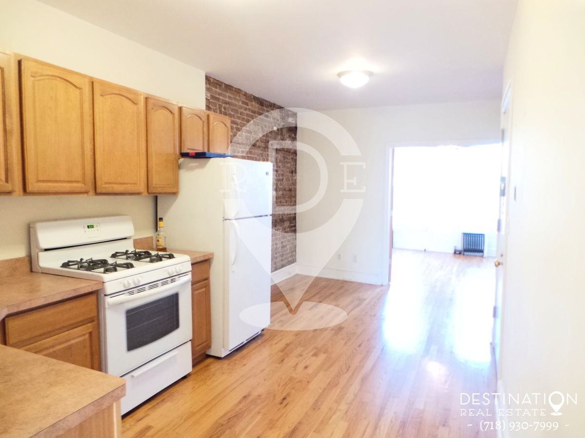 513 17th St - Photo 3 of 16
