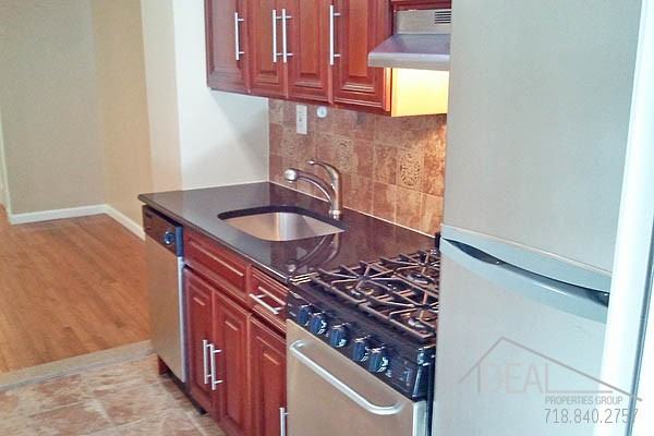 146 Berkeley Pl 1 - Photo 3 of 8