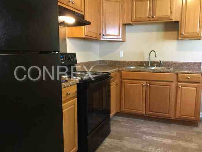 14 Tilley Ct - Photo 3 of 9