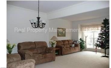 20184 Hopi Dr - Photo 2 of 8