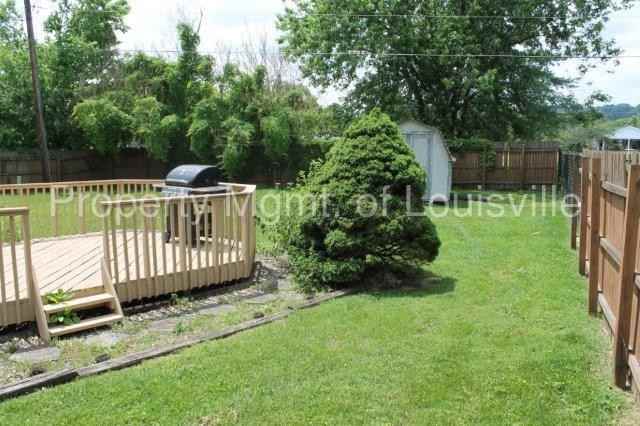 332 Ingram Ave - Photo 3 of 15