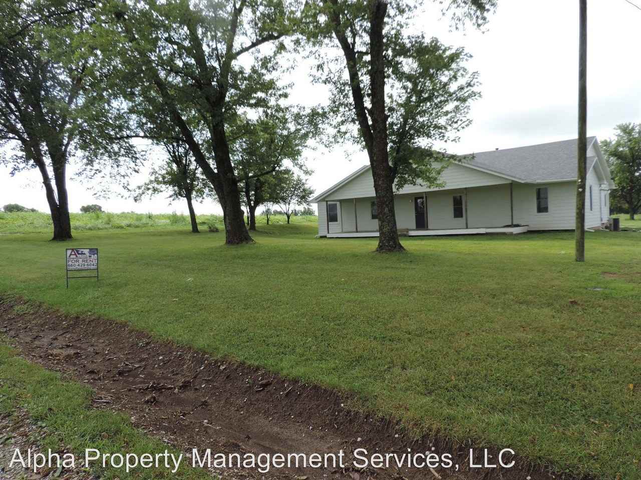 108 NE 600th Rd - Photo 2 of 11