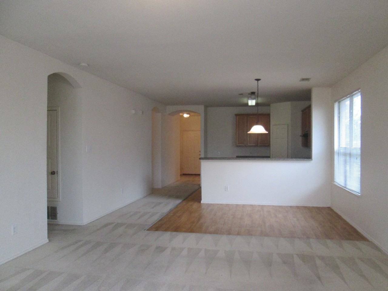 12509 Patnoe Dr - Photo 3 of 14