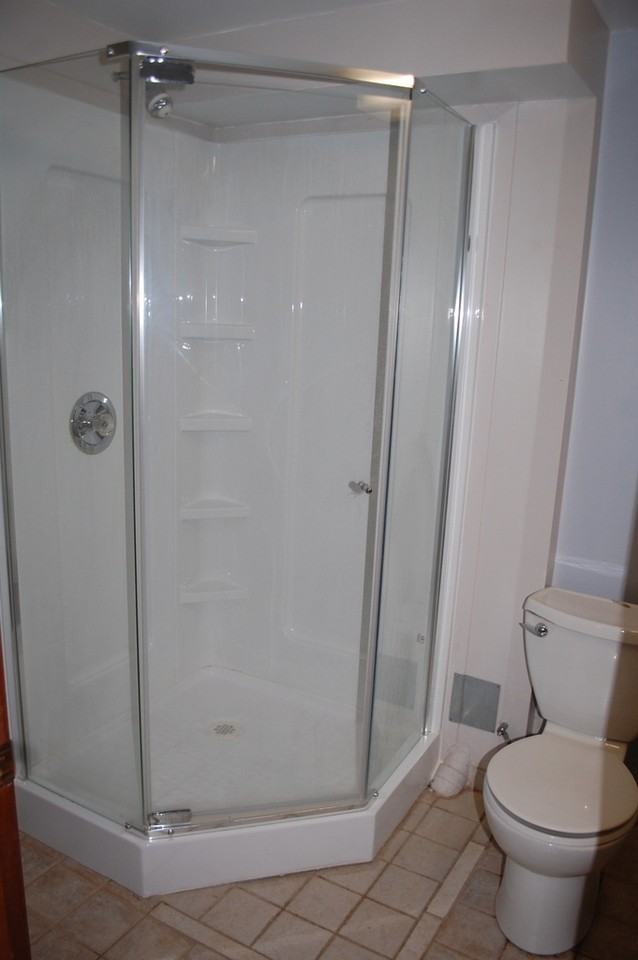 1546 Western Rd - Photo 3 of 7