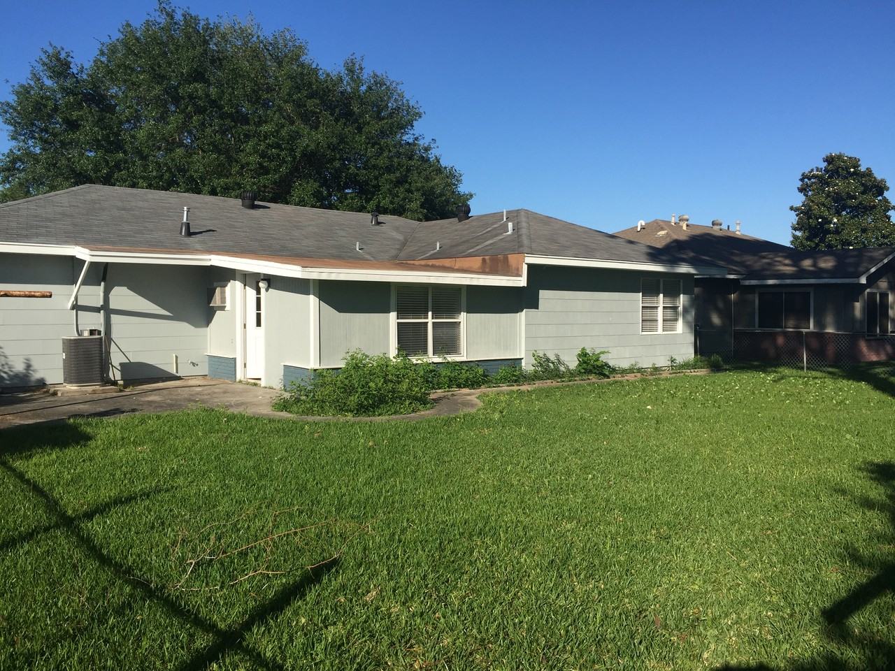 5315 Park Ave - Photo 2 of 4