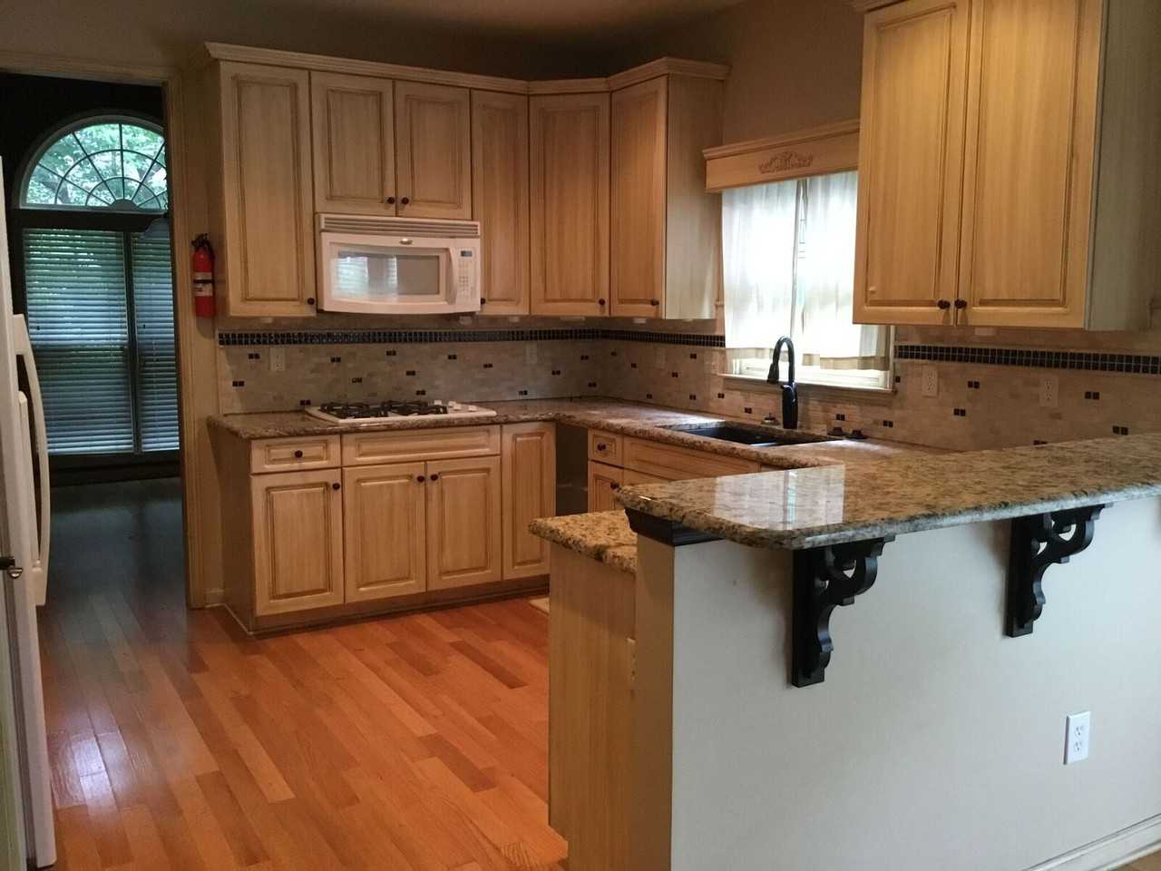 1229 Parkview Ln NW - Photo 2 of 14