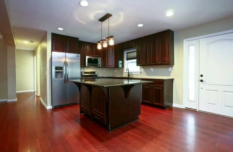 2091 Northside Dr NW - Photo 3 of 12