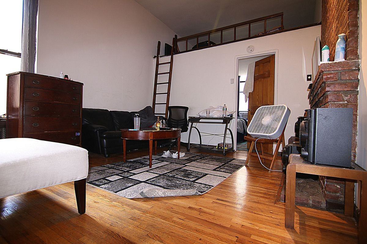 Columbus Ave & W 73rd St #2c