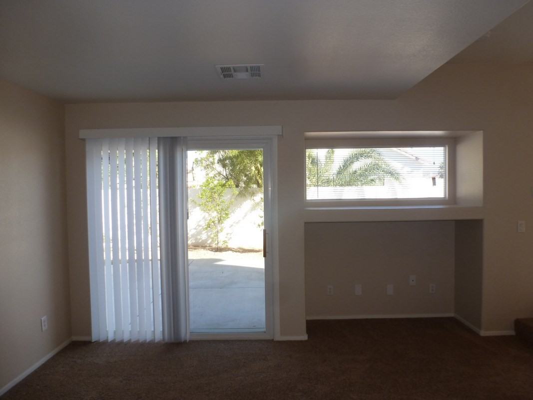 8664 Raindrop Canyon Ave - Photo 3 of 8