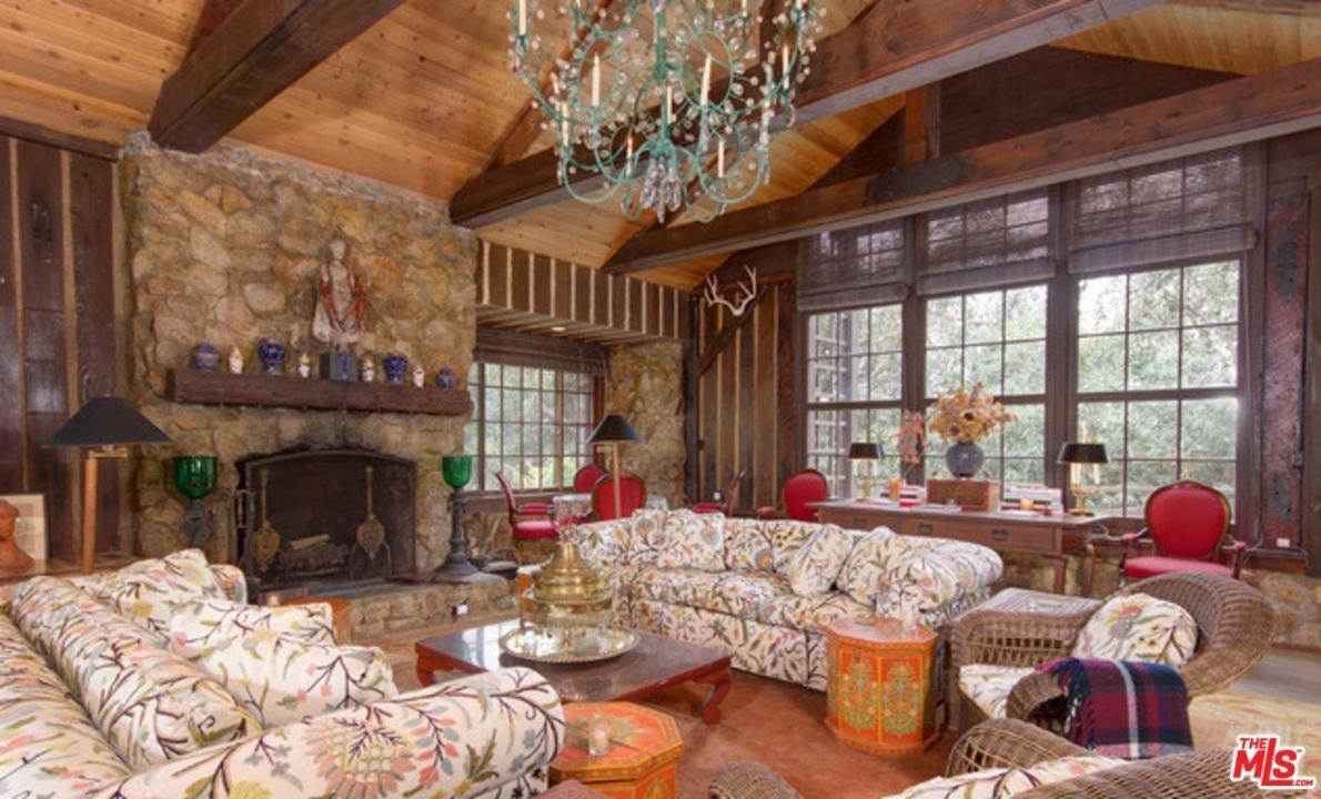 9199 Cotharin Rd - Photo 2 of 10