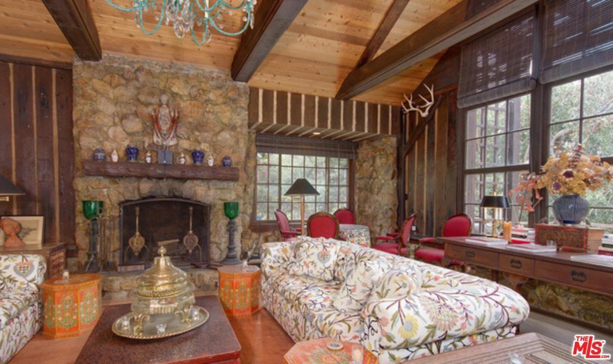 9199 Cotharin Rd - Photo 3 of 10